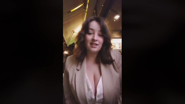busty_girl21  08-04-2022